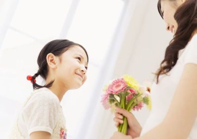 女儿成 “闺蜜”,学佛让母女情更温馨