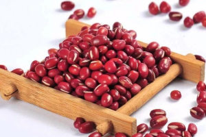 夏天吃“红”色食物最养心,护血管还补血,每吃一口都是赚到!